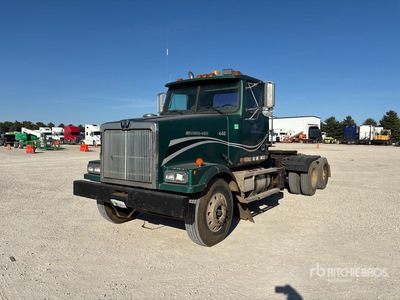 2001 Western Star 4900 Series 6x4 T/A Day Cab Truck Tractor