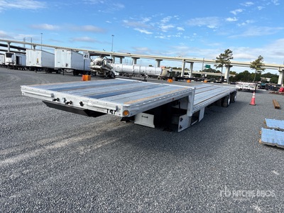 2006 Reitnouer 48 ft T/A Spread Axle Step Deck Trailer