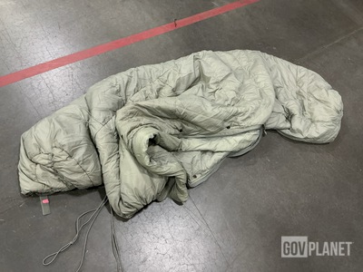 (40) Sleeping Bags