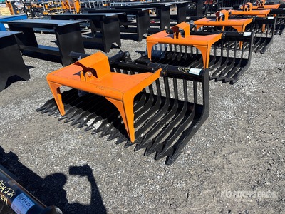 2026 Kit Containers QT-SG-S76-V3 45 in Skid Steer Grapple (Unused)
