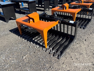 2026 Kit Containers QT-SG-S76-V3 45 in Skid Steer Grapple (Unused)