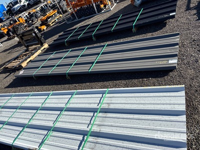 Quantity of 2026 Kit Containers 3 ft x 12 ft Steel R Panels GREY その他 - 店舗 & 倉庫 (Unused)