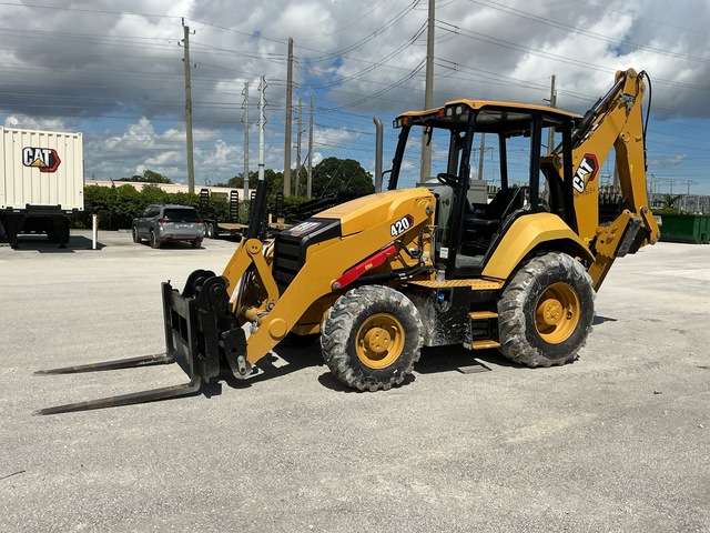 2024 Cat 420 4x4 Backhoe Loader