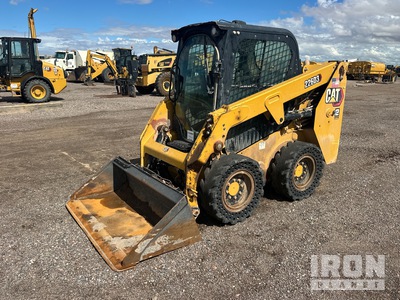 2022 Cat 226D3 を見 Skid-Steer Loader