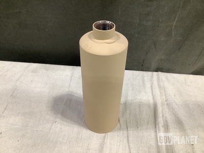 (15) Navistar 3684379C1 Steel Cylinders