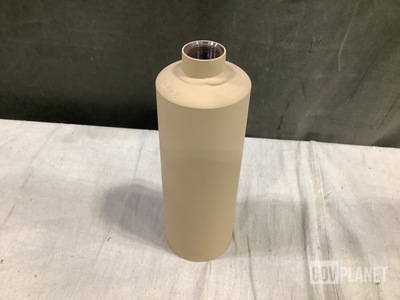 (29) Navistar Defense 3684379C1L Fire Extinguisher Cylinder Tanks