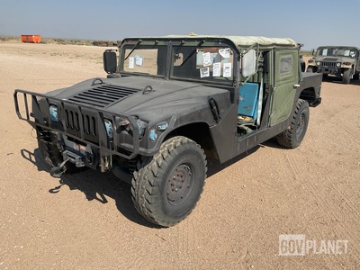 AM General M1097 HMMWV 4 Door Soft Top w/Truck Body