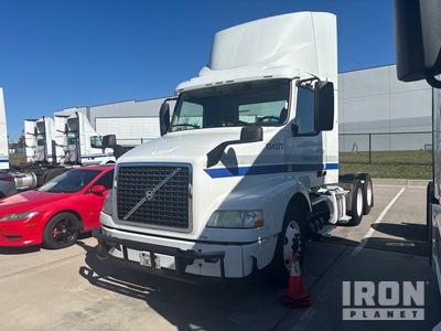 2016 Volvo TR 6x4 Day Cab Truck Tractor (Inoperable)