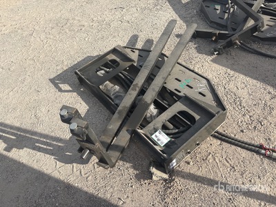 2026 GIYI GY-SF60 60 in Skid Steer Forks (Unused)