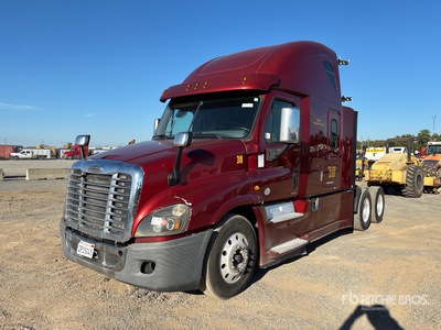 2016 Freightliner Cascadia 125 6x4 T/A Sleeper Truck Tractor