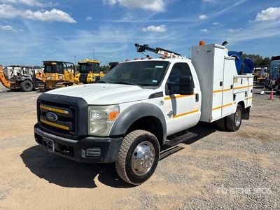 2015 Ford F-550 4x2 Service Truck