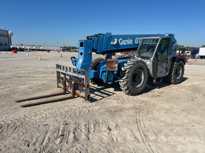 2011 Genie GTH-1056 Telehandler
