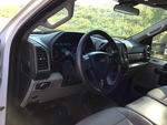 Cab with Elementy sterujące układem sterowania