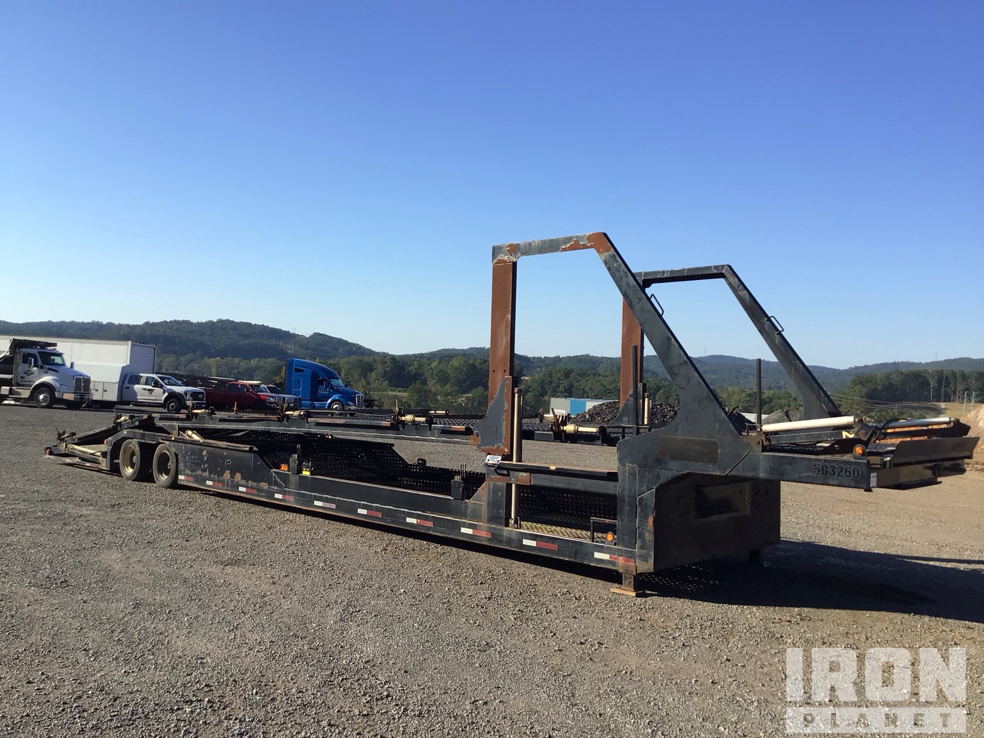 2013 Lugo RCC2653 T/A Open 53 ft Car Carrier Trailer