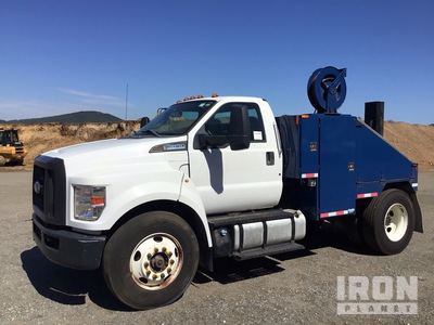 2019 Ford F-650 4x2 Toter Truck