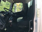 Cab with Seats/armrests
