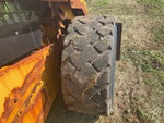 Podwozie with Right Front Tire
