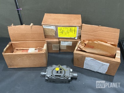 (5) Scott 6002J63 Directional Linear Valves