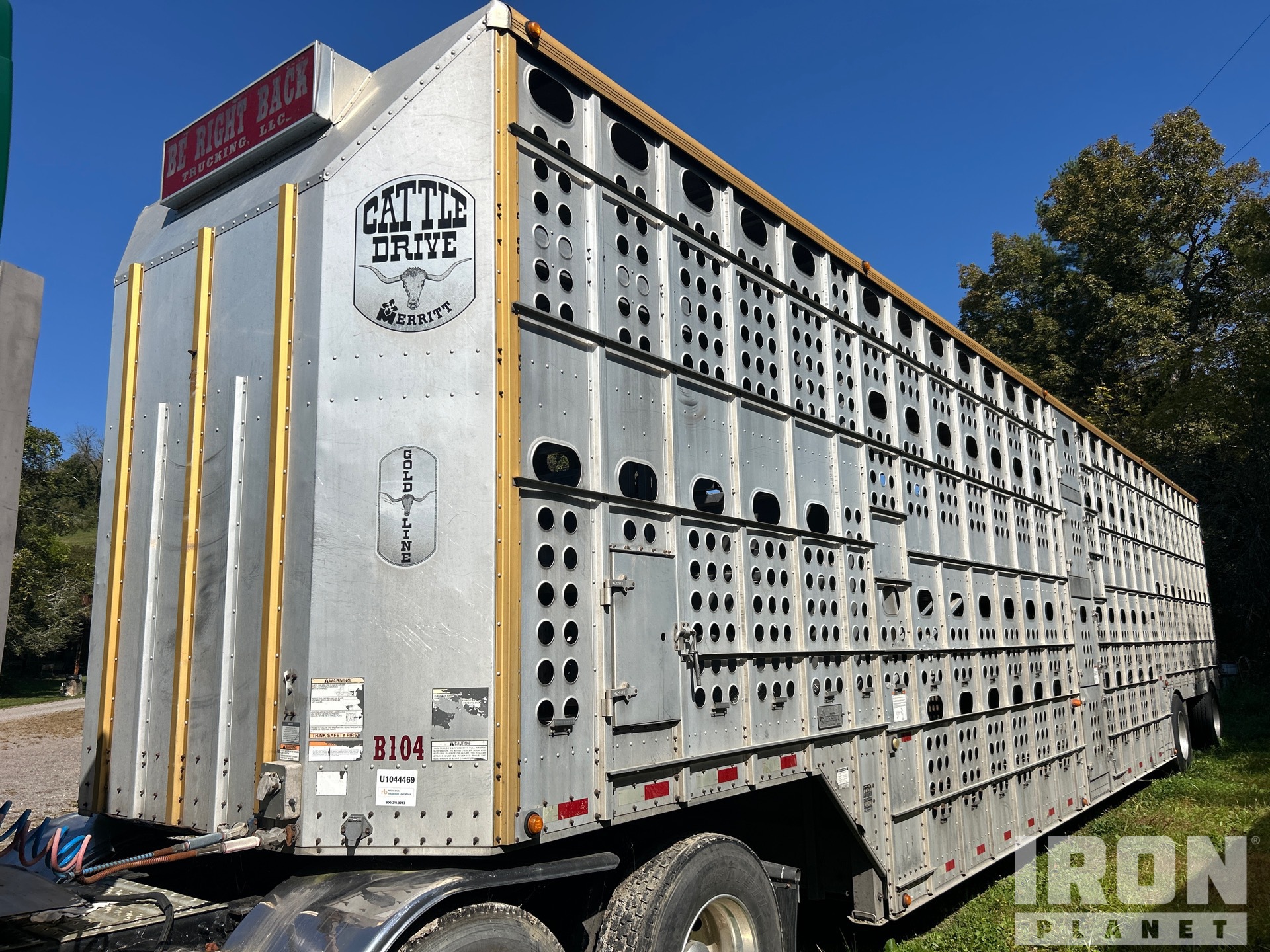 2014 Merritt 52 ft T/A Livestock Trailer