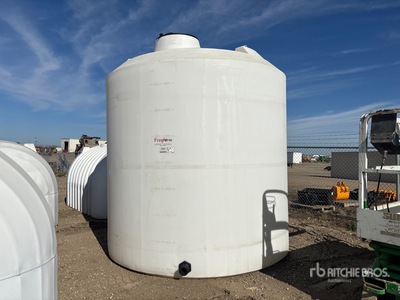Free Form 5000 gal Standard Duty Blemished Water Tank (Unused)