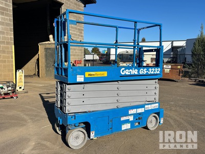 2016 Genie GS-3232 Electric Scissor Lift