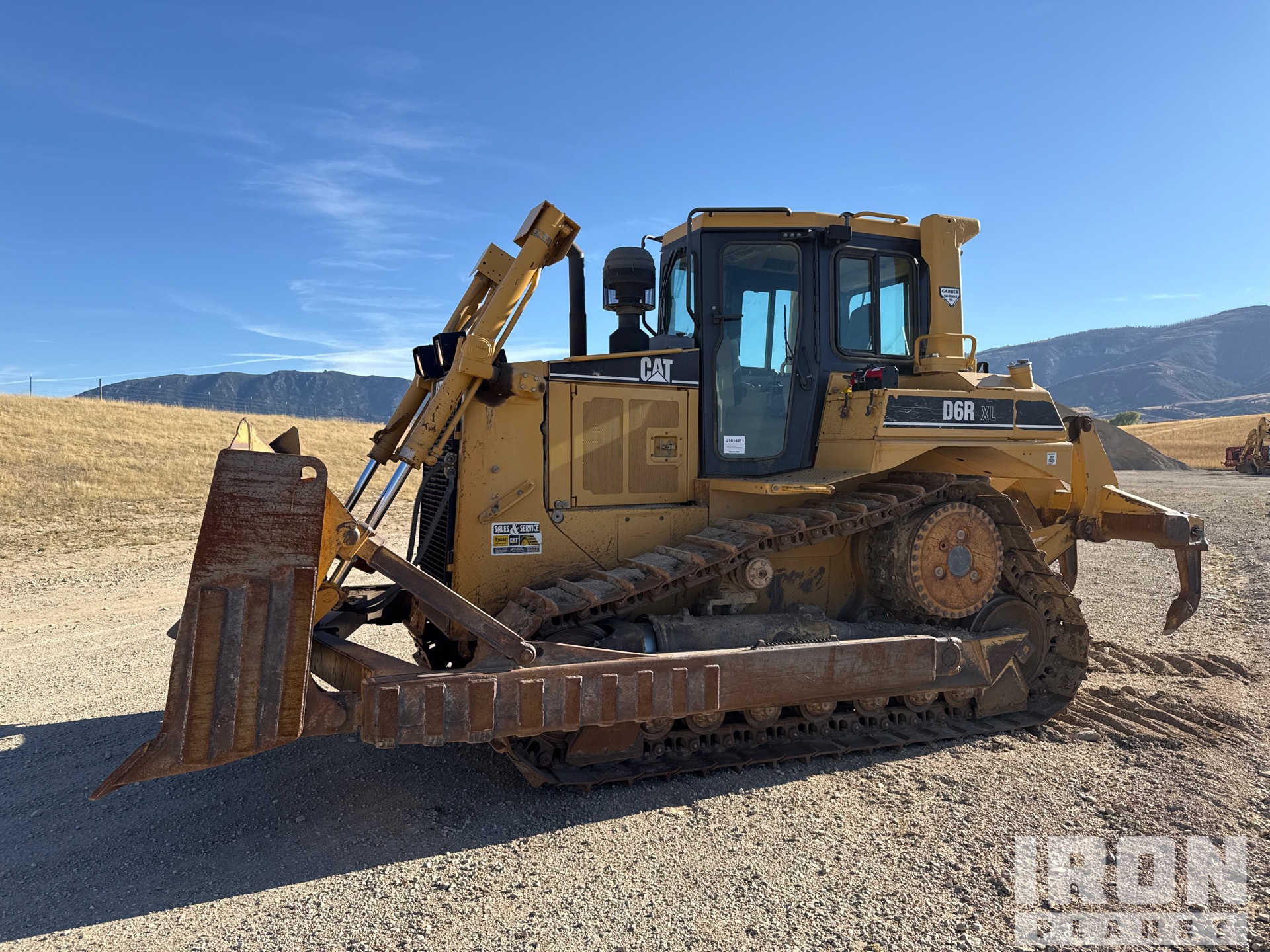 2001 Cat D6R XL Spycharka gąsienicowa