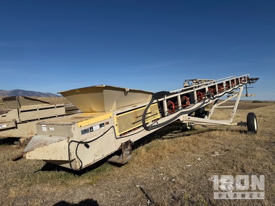 2014 Superior 30x50 STKP 30 in x 50 ft Portable Transfer Förderband