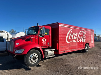 2009 Kenworth T370 4x2 10 Bay شاحنة المشروبات