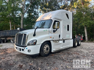 2017 Freightliner Cascadia 125 6x4 T/A Sleeper Truck Tractor