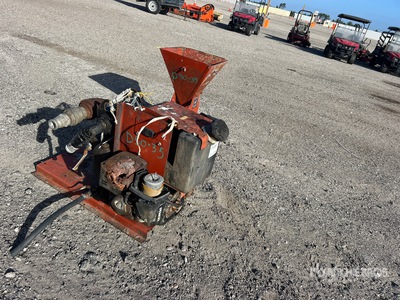 2017 Ditch Witch FM13 を見 Mud Mixing System