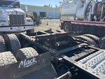 4 dessous de caisse - Camion with