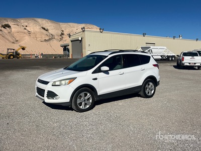 2013 Ford Escape AWD を見 SUV