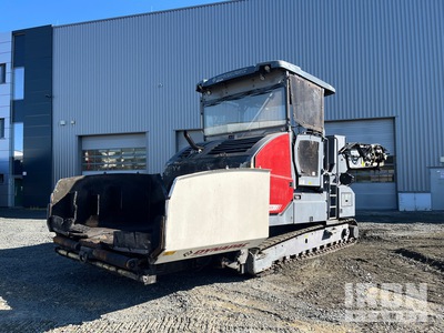 2020 Dynapac MF2500CM Tracked Asphalt Transfer Machine