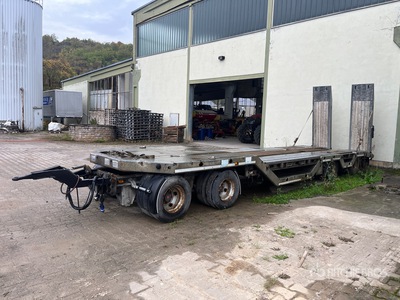 2020 Moeslein T4 Quad/A Extendable Lowboy Trailer