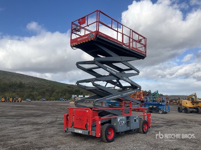 2014 Skyjack SJ9250 4x4 Diesel Scissor Lift