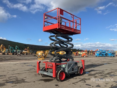 2014 Skyjack SJ6832 4x4 Diesel Scissor Lift