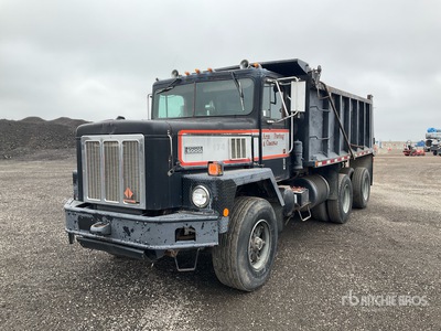 1988 International F5070 6x4 T/A Dump Truck