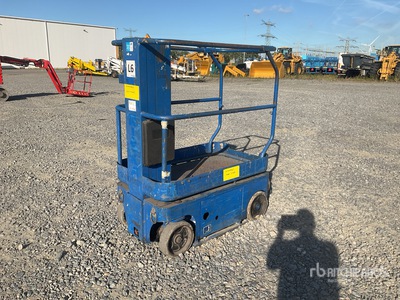 2005 UpRight TM12 Vertical Mast Lift (Inoperable)