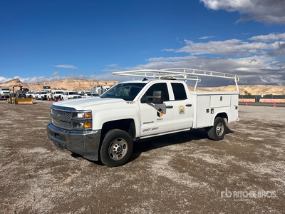 2019 Chevrolet Silverado 2500HD 4x4 Crew Cab Utility Truck
