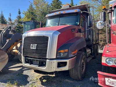 2013 Cat CT660S 6x4 Wywrotka T/A
