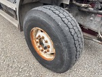 Underbody with Right Steer Tire