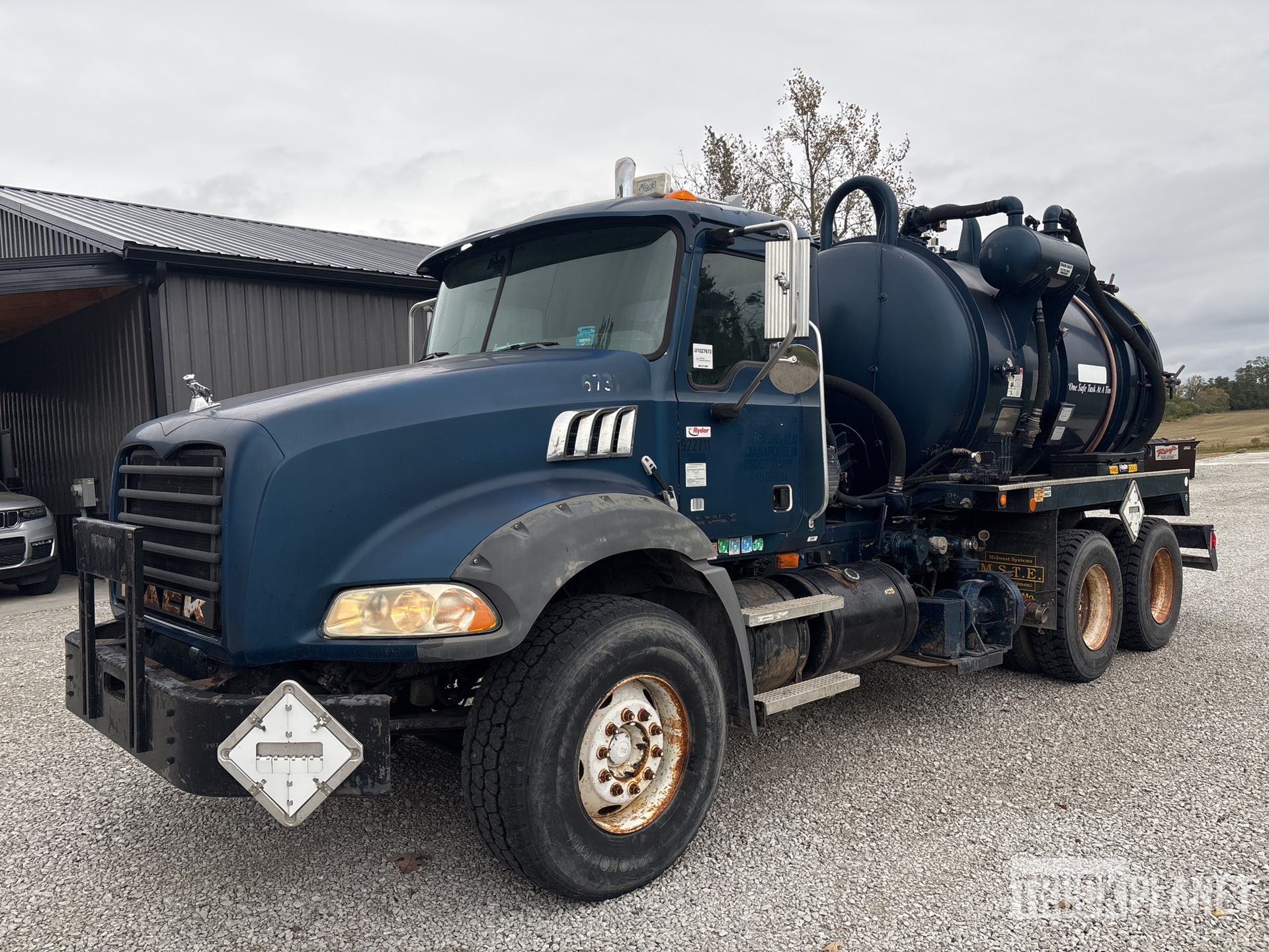 1999 Presvac Systems PVD 2400 0999 on 2007 Mack CTP700 6x4 ハイドロバキュームトラック