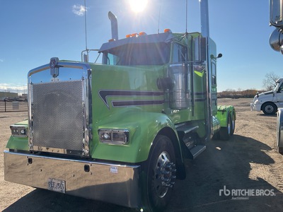 2020 Kenworth W900L T/A Sleeper Truck Tractor (Glider Kit)