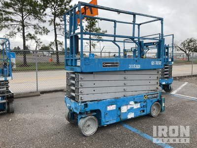 2018 Genie GS-3232 Electric Scissor Lift
