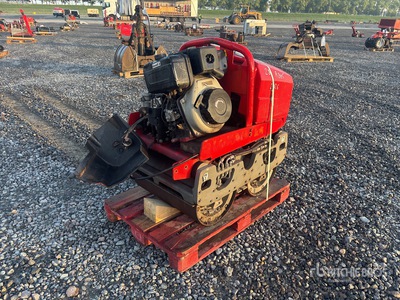 Quantity of Rental Equipment جهاز ضاغط الأسطوانة الناعمة (Inoperable)