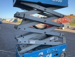 Chassis with Scissor Linkage