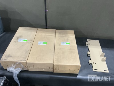(19) Critical Solutions 2000-40044-34 Mounting Brackets