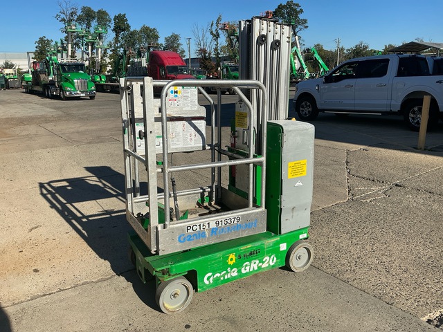 2016 Genie GR-20 Vertical Mast Lift