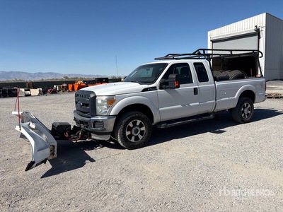 2012 Ford F-350 XL 4x4 Extended Cab Pickup