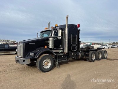 2012 Kenworth T800 8x6 Sleeper Winch Truck
